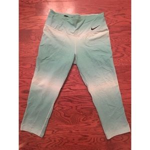 ✨Nike leggings✨